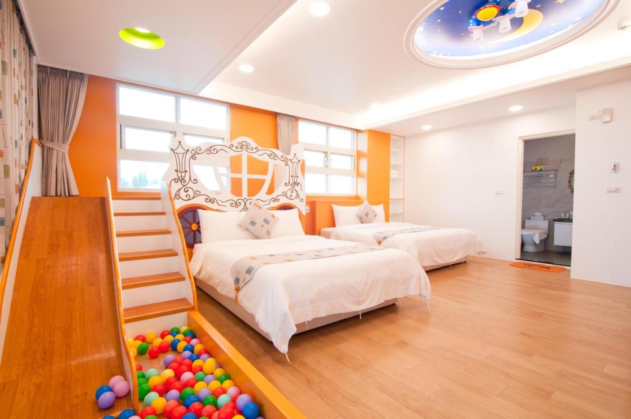 Michelin Castle - Yilan Homestay Уцзе Экстерьер фото